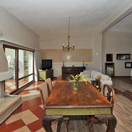 Lancaster Mansion By Travelpro Services Halkidiki 别墅