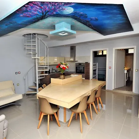 Lancaster Mansion By Travelpro Services Halkidiki Fúrka